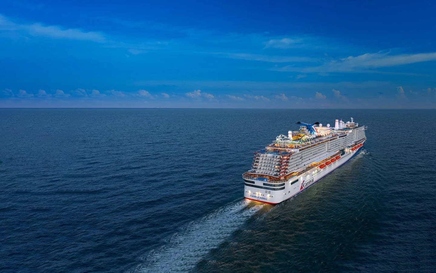 Carnival Jubilee — внешний вид