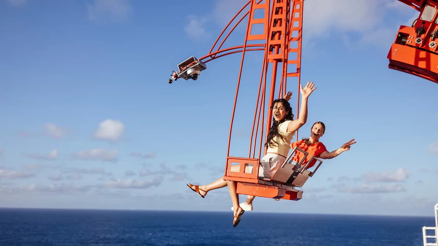 Аттракцион Cliffhanger на MSC World America
